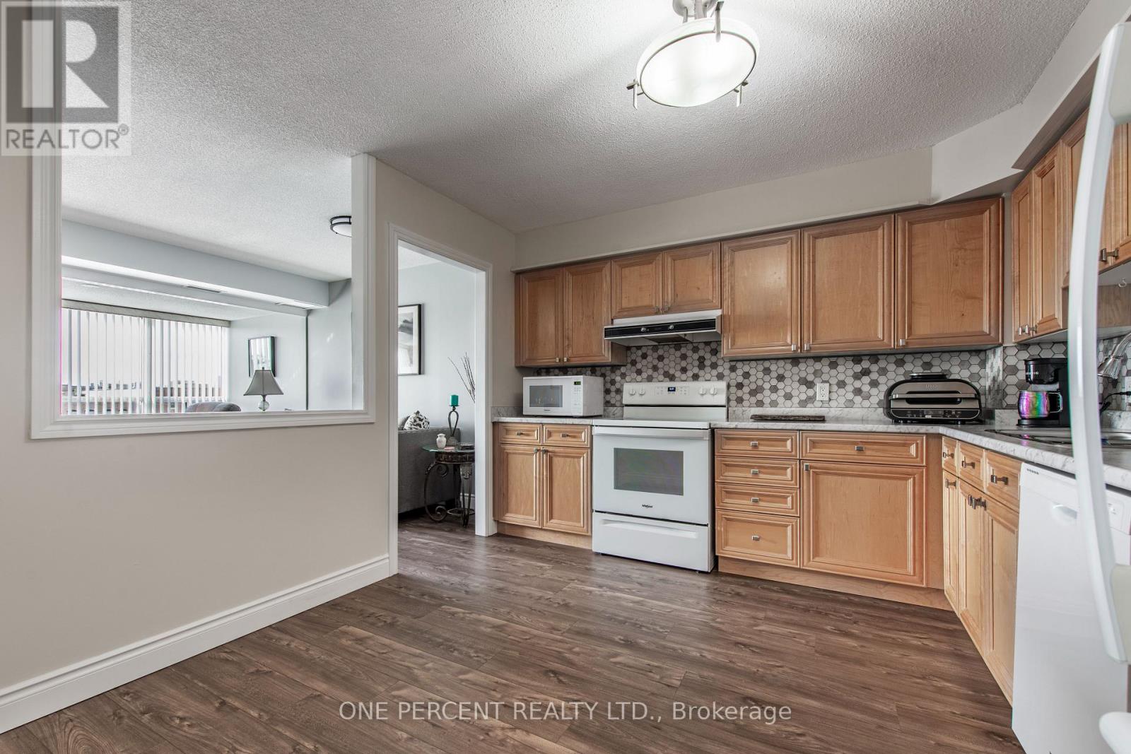 #505 200 BROADWAY AVENUE - 11