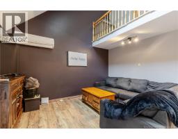 12 Shaw Street, photo 10