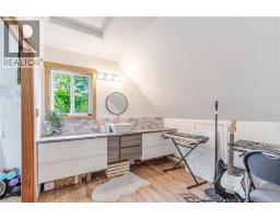 12 Shaw Street, photo 19