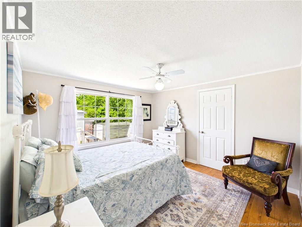 35 Lupin Avenue - 23