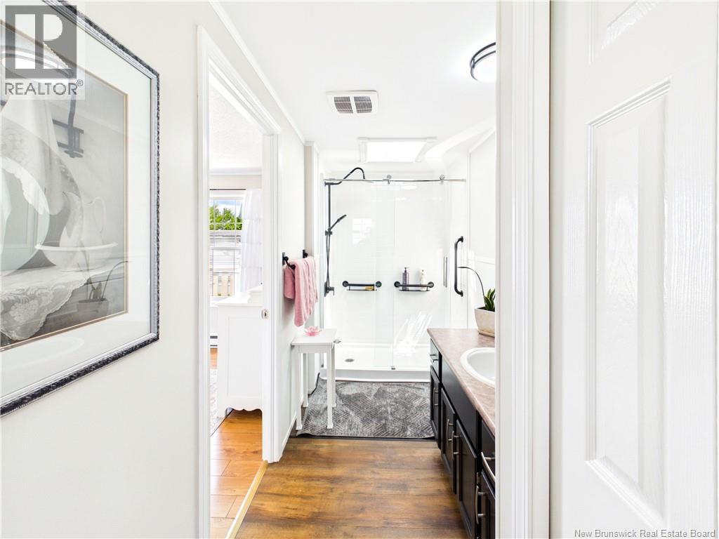 35 Lupin Avenue - 25