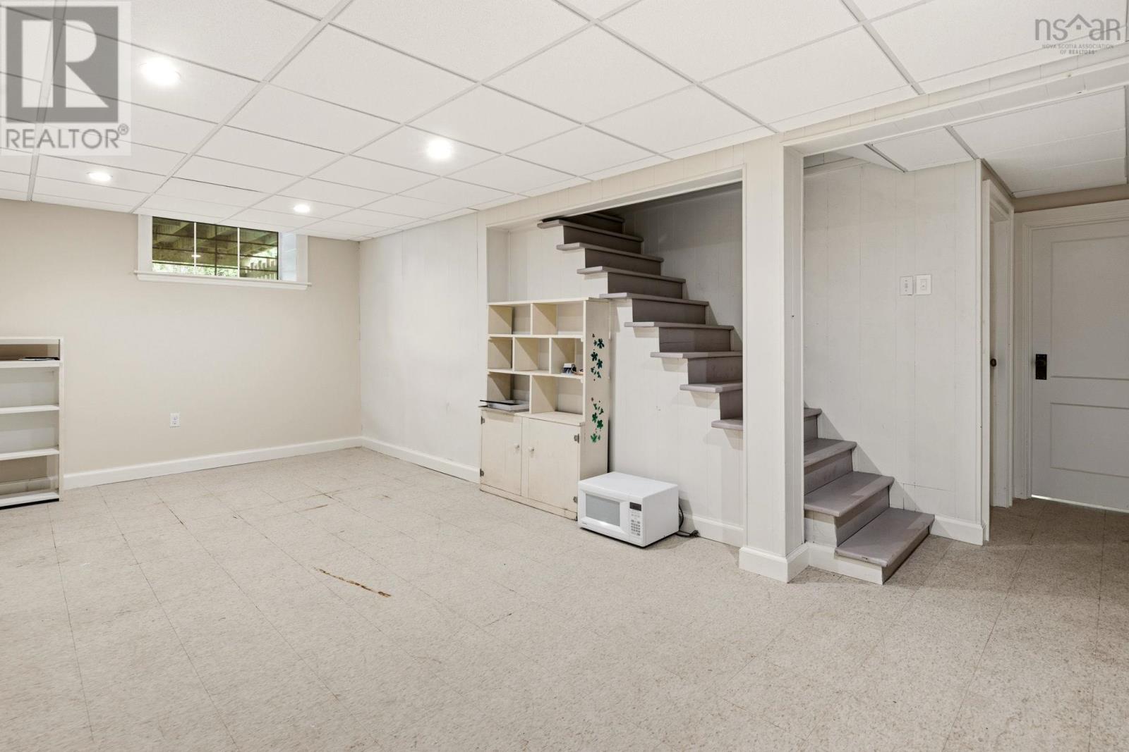 Property 26 of 42 of 1176 Studley Avenue