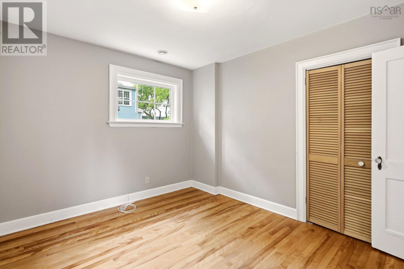 Property 21 of 42 of 1176 Studley Avenue
