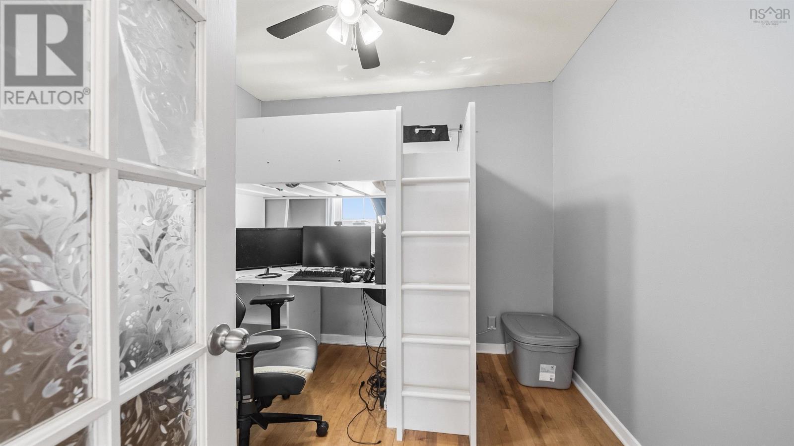 Property 23 of 49 of 530 Spring Avenue