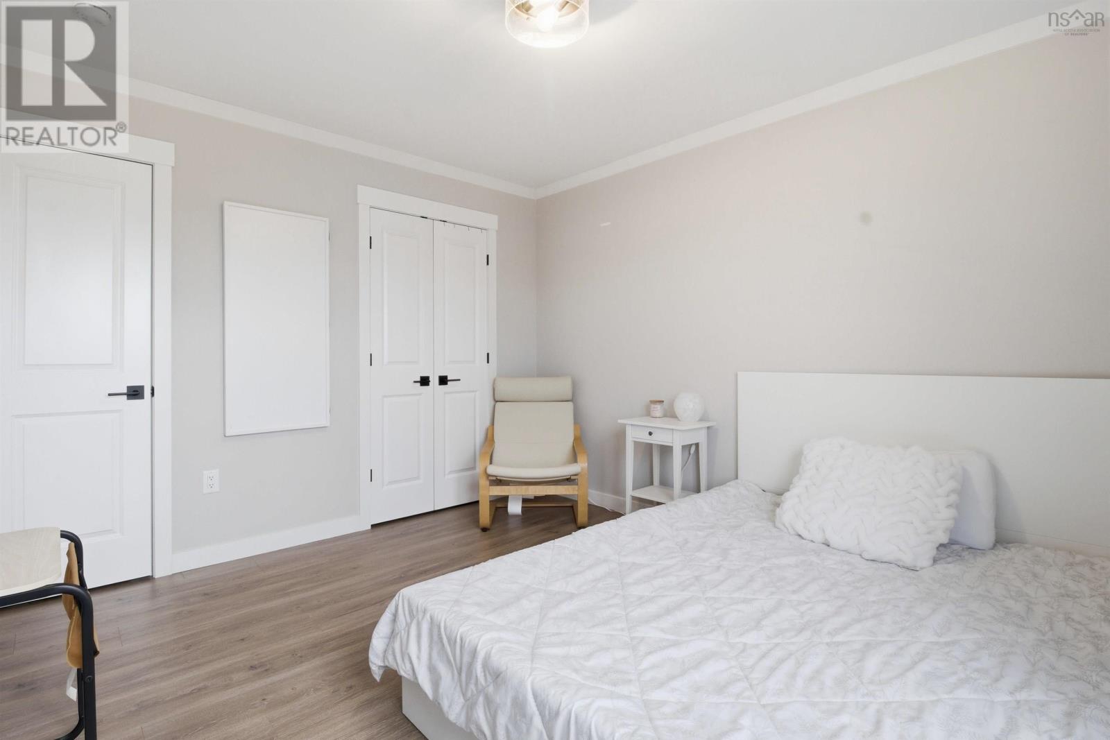 2 Helmsley Crescent - 20
