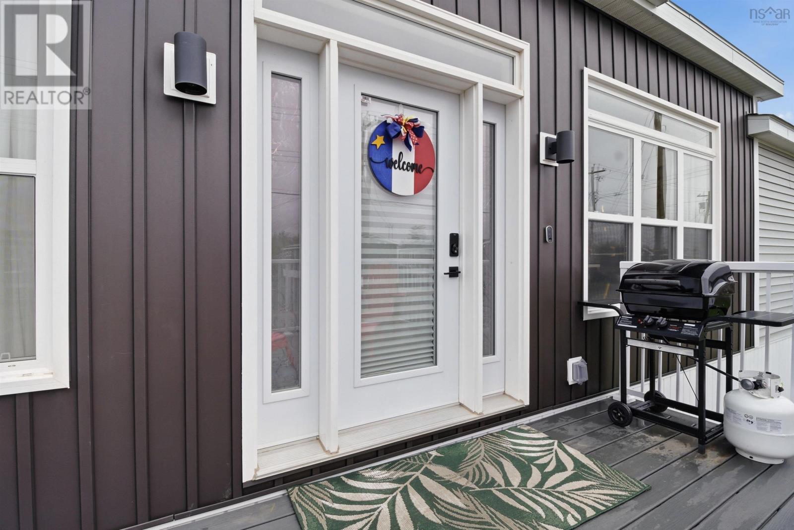 2 Helmsley Crescent - 3