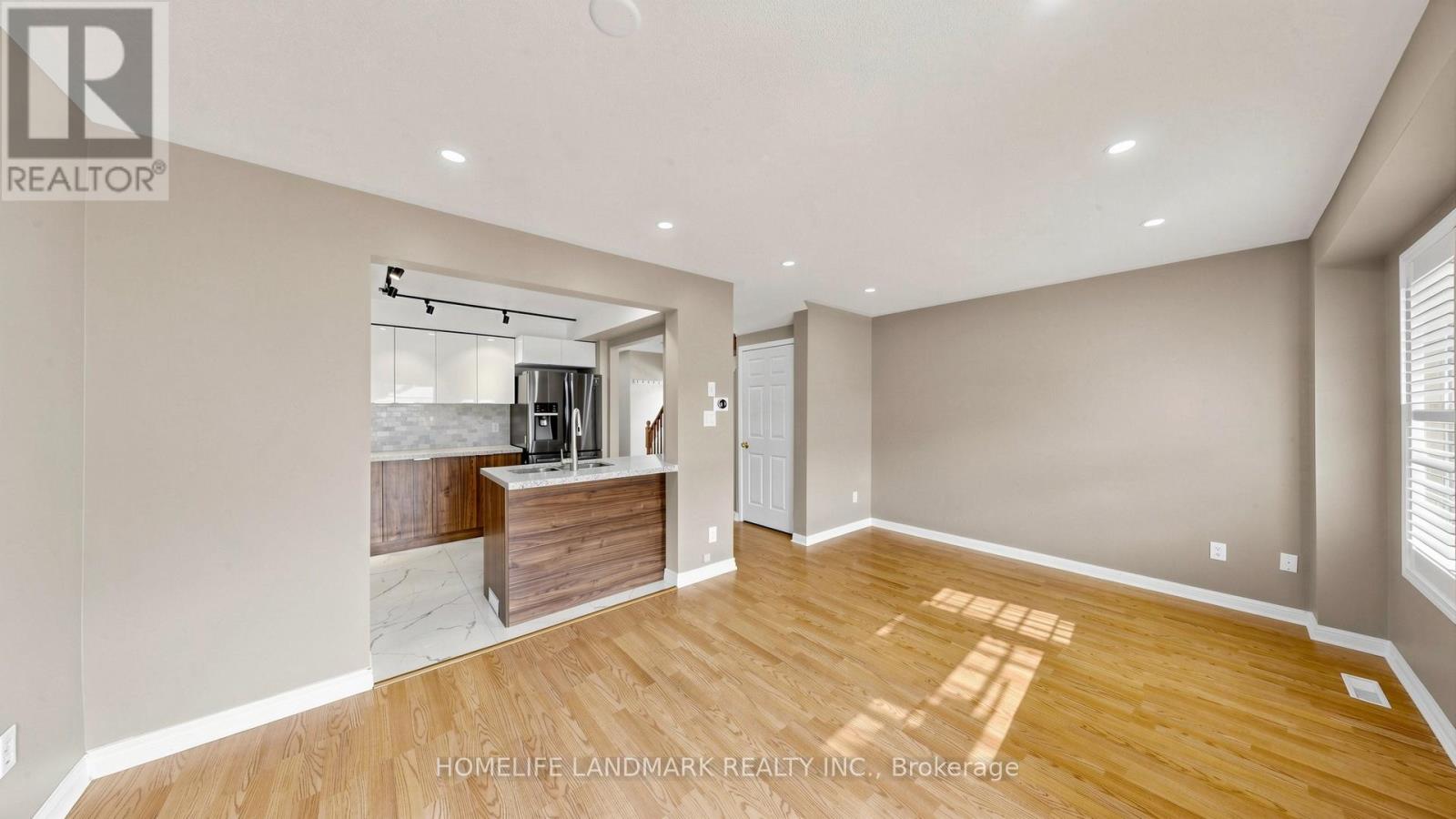 78 BONELLO CRESCENT - 7
