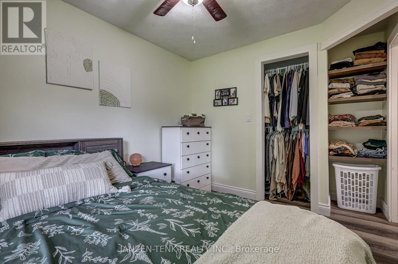 136 KING STREET - 17