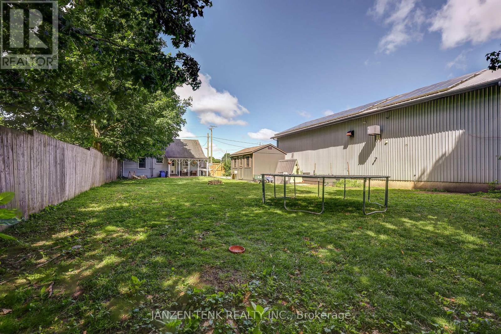 136 KING STREET - 24