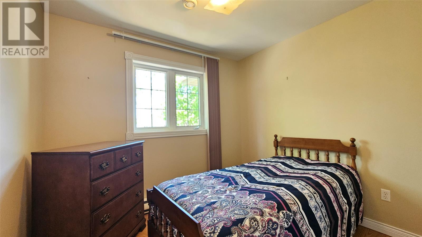 52 Main Street - 22