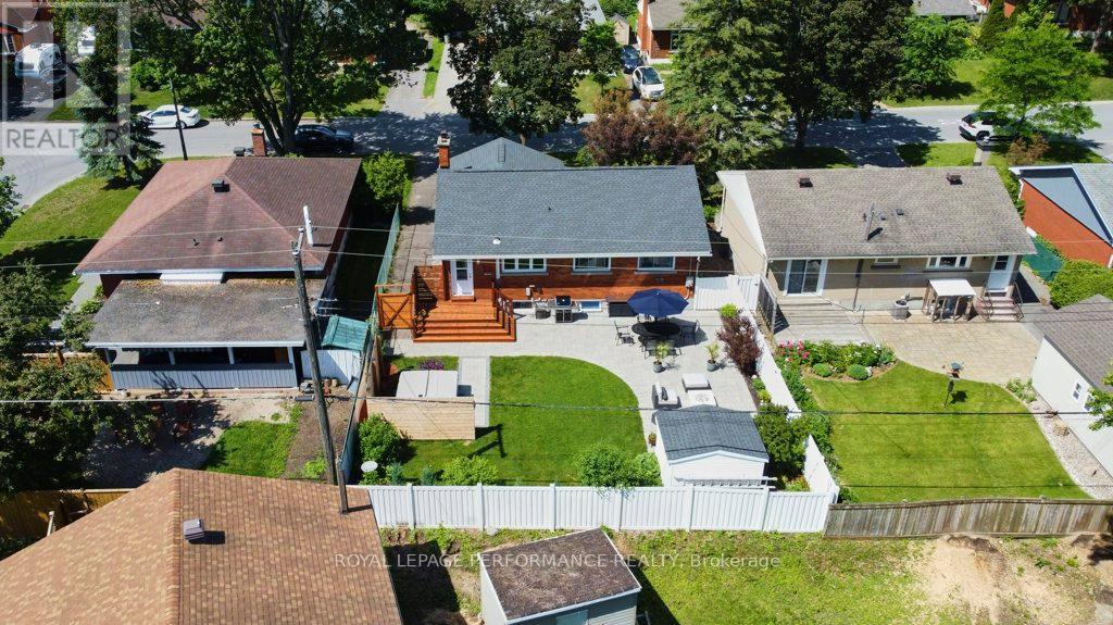 2 Bed, 2 Bath House for Sale in Ottawa – 943 ARKELL STREET, Ottawa – MLS# X13449194 - Image 39