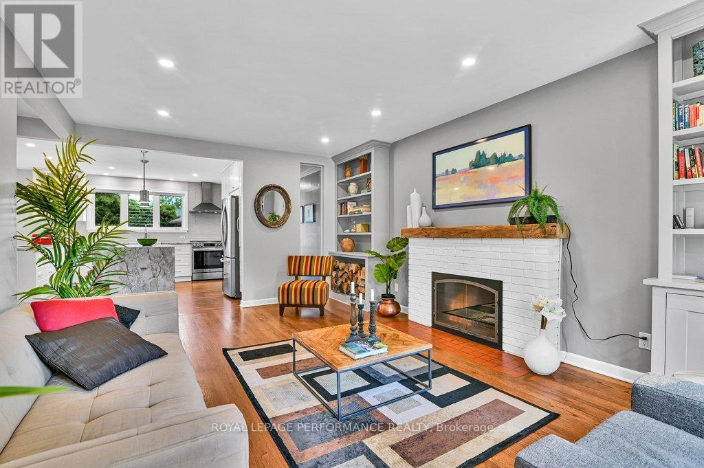 2 Bed, 2 Bath House for Sale in Ottawa – 943 ARKELL STREET, Ottawa – MLS# X13449194 - Image 7