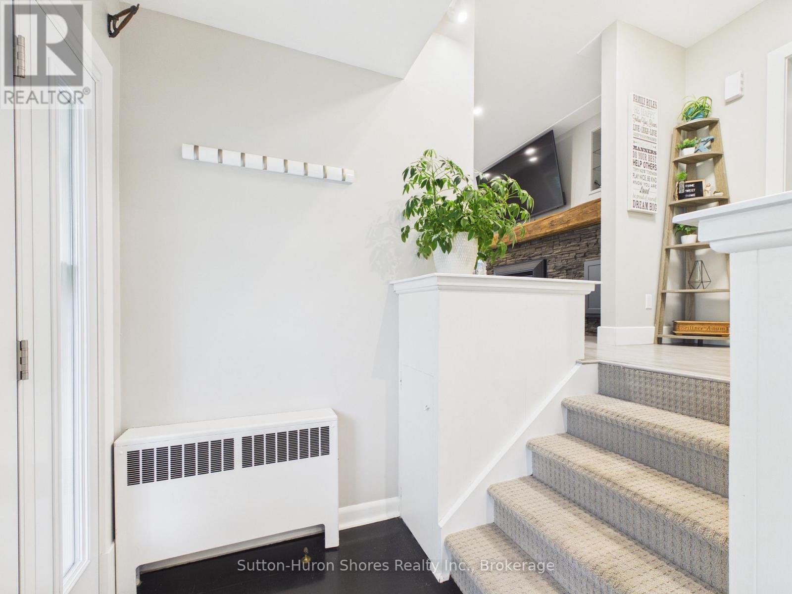 436 BRICKER STREET - 5
