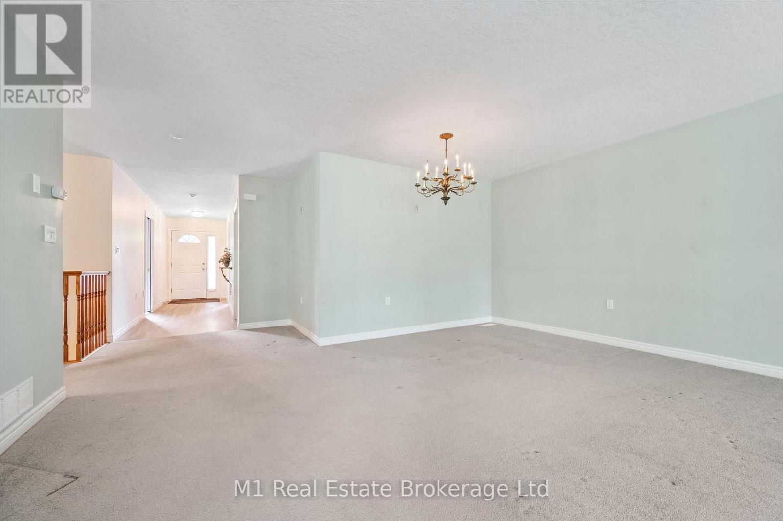 55 HONEYSUCKLE DRIVE - 24