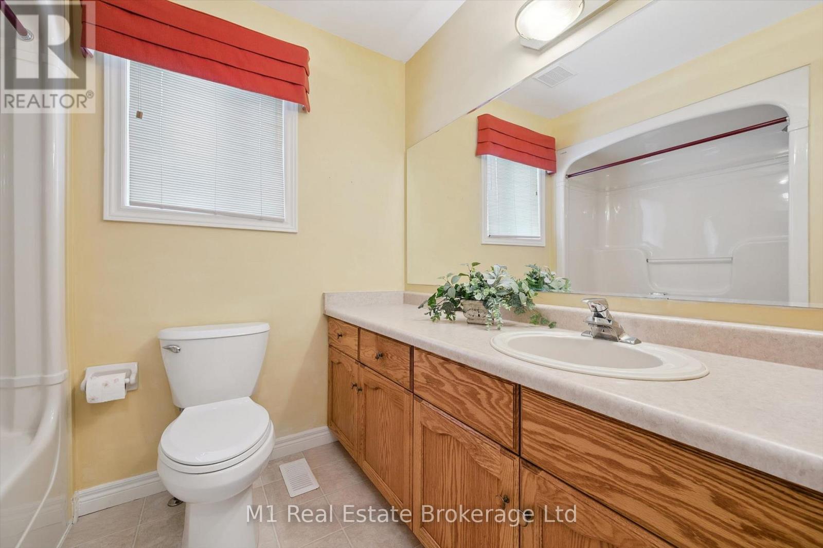 55 HONEYSUCKLE DRIVE - 33