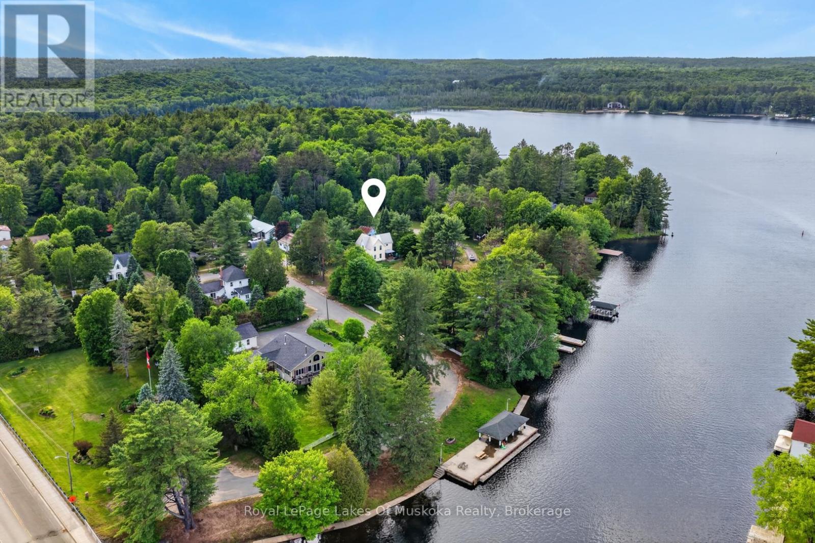 4 SPRUCE STREET E - 2