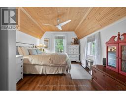 4 Spruce Street E, Lake Of Bays, ON P0B1A0 Photo 18