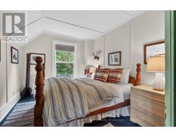 4 Spruce Street E, Lake Of Bays, ON P0B1A0 Photo 22