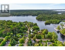 4 Spruce Street E, Lake Of Bays, ON P0B1A0 Photo 45