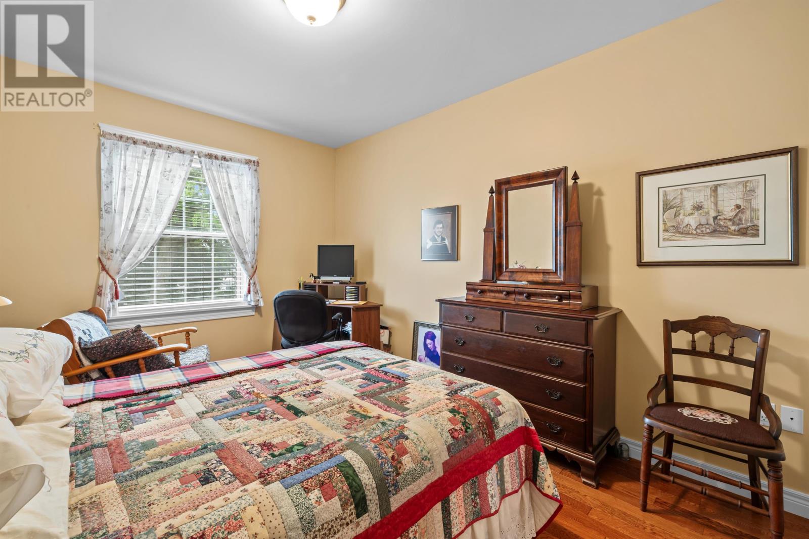 #2B 6 Harley Street - 17