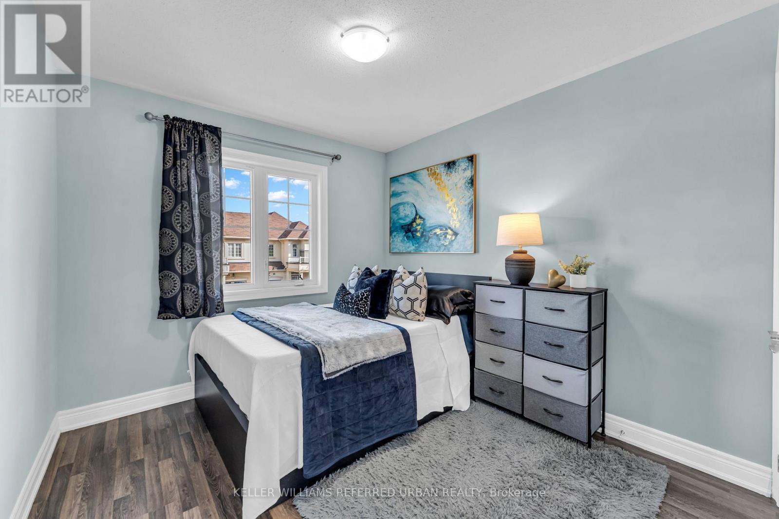 36 LEDGER POINT CRESCENT - 24