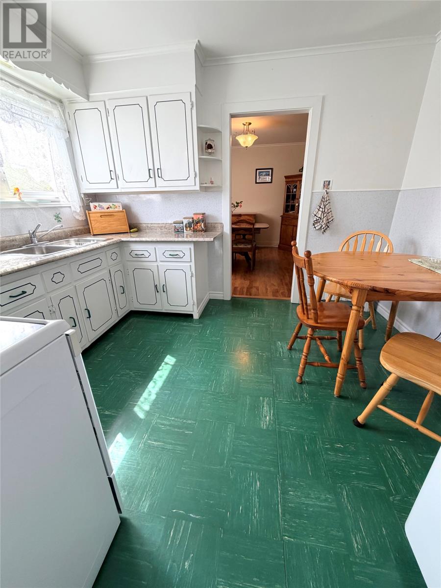 3 Willow Road thumbnail 3