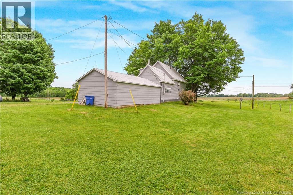 25 Brookville Road - 21
