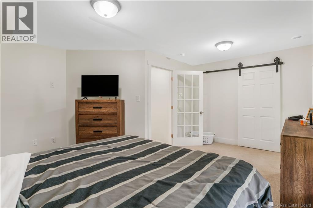 25 Brookville Road - 15