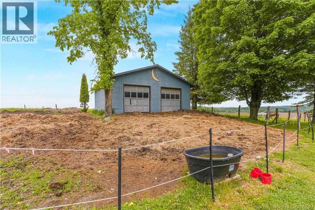 25 Brookville Road - 20