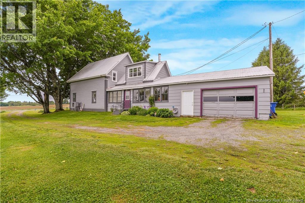 25 Brookville Road - 1
