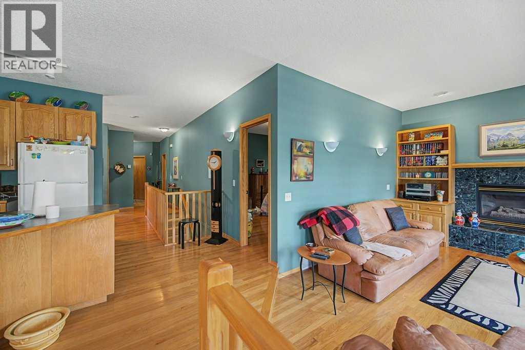 18 Prominence View SW - 18
