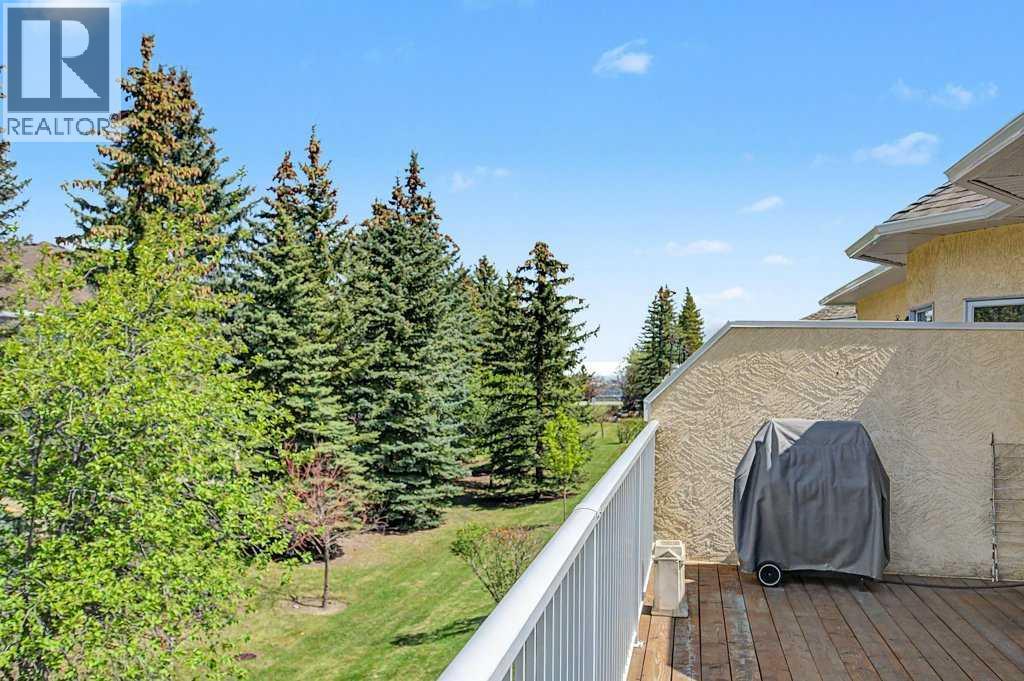 18 Prominence View SW - 28
