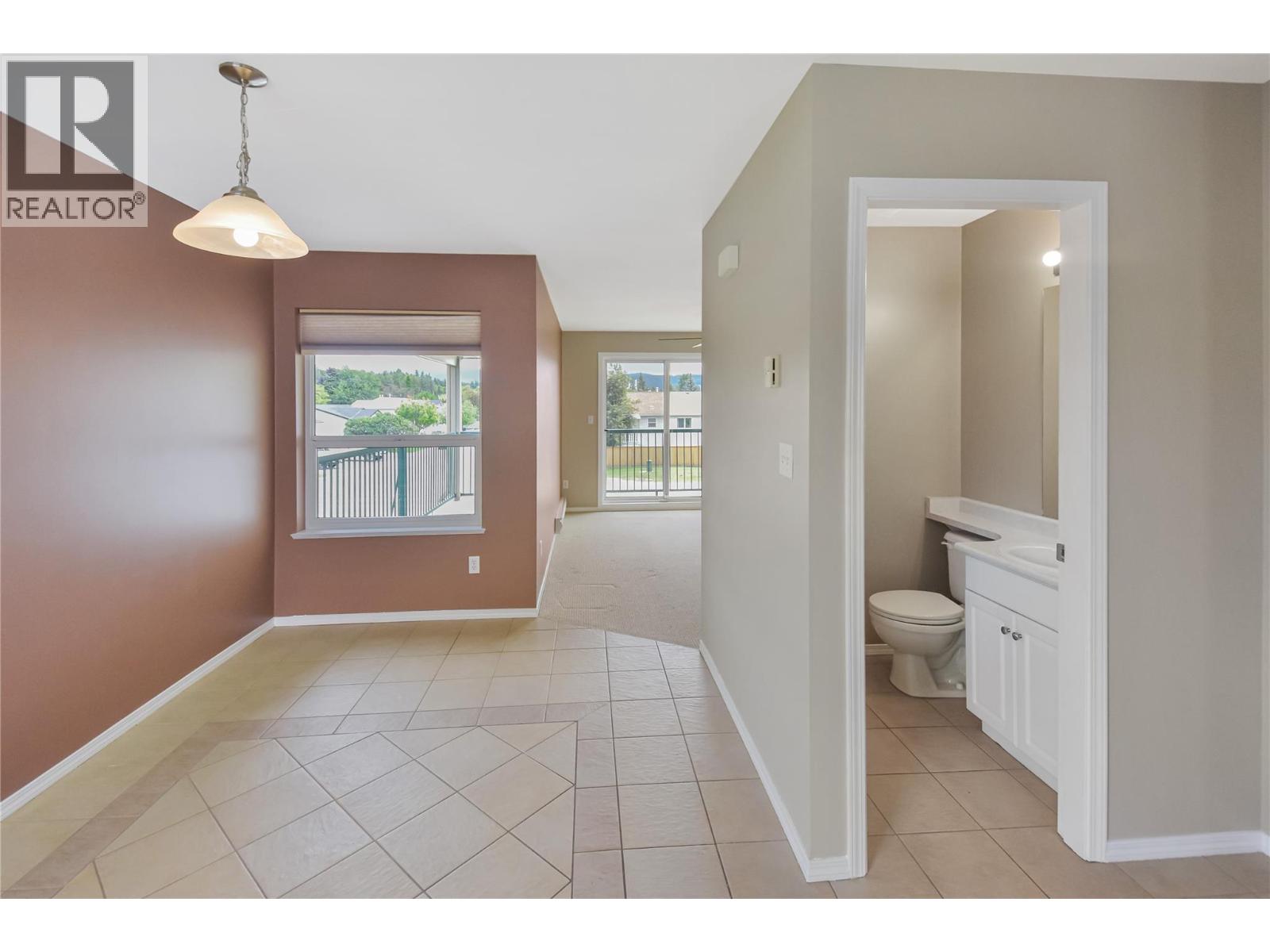 #219 1004 23rd Ave N - 12
