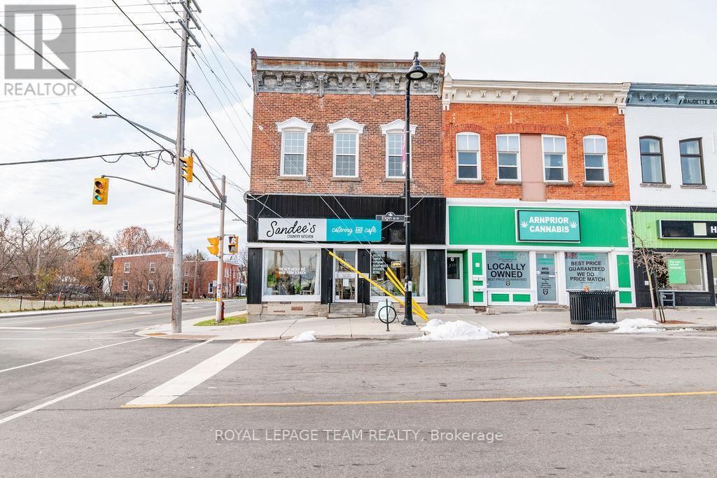 4 Bath Retail for Sale in Arnprior – 4 ELGIN STREET W, Arnprior – MLS# X13449350 - Image 2