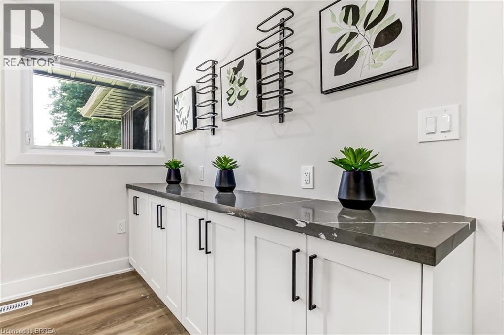 22 KENSINGTON Avenue - 10