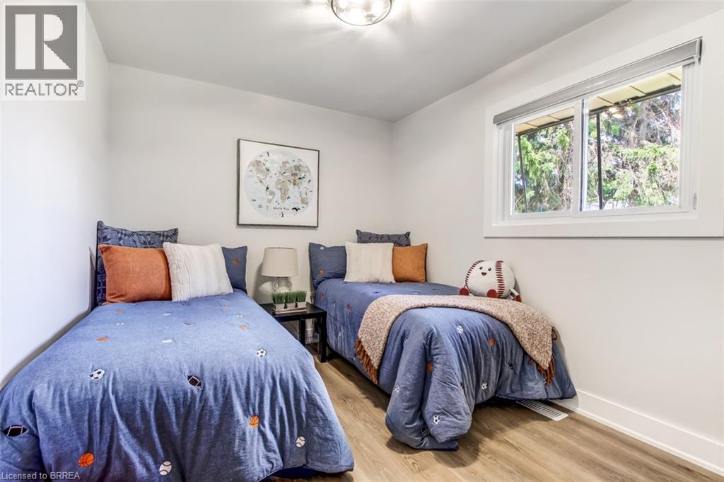 22 KENSINGTON Avenue - 15