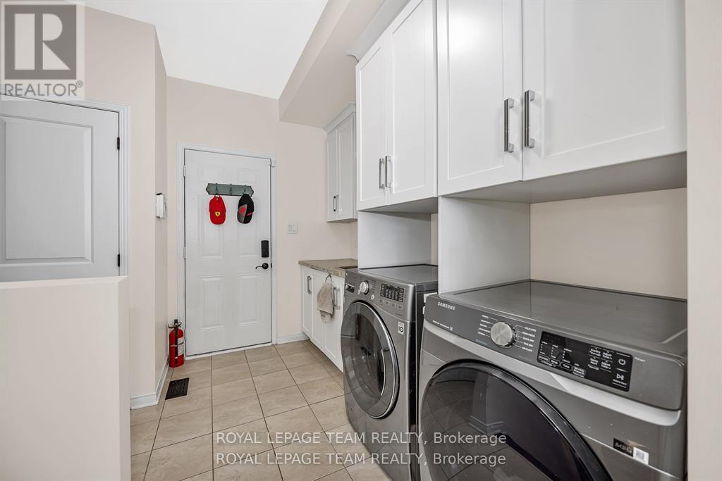 4 Bed, 4 Bath House for Sale in Ottawa – 200 KINLOCH COURT, Ottawa – MLS# X13449302 - Image 23