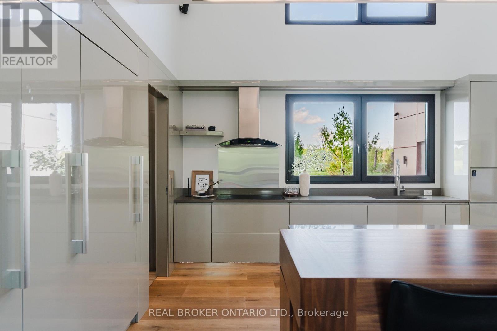 5879 LEITRIM ROAD - 11