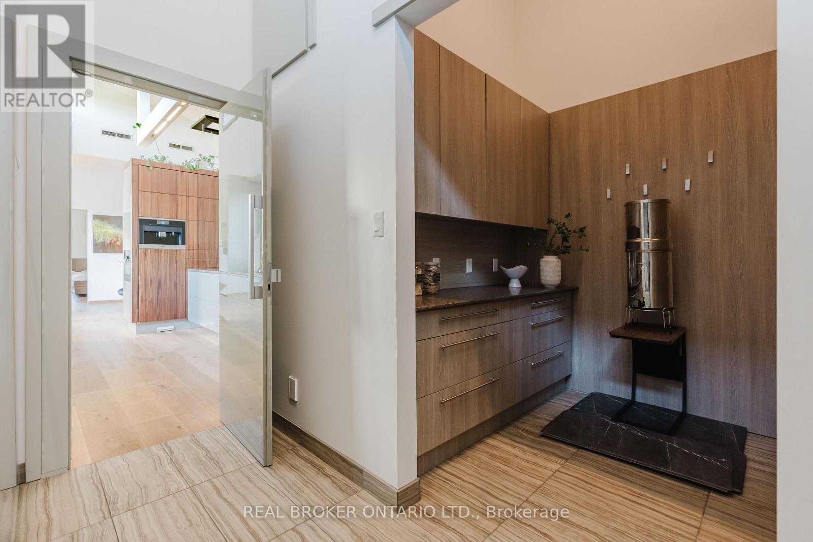 5879 LEITRIM ROAD - 16