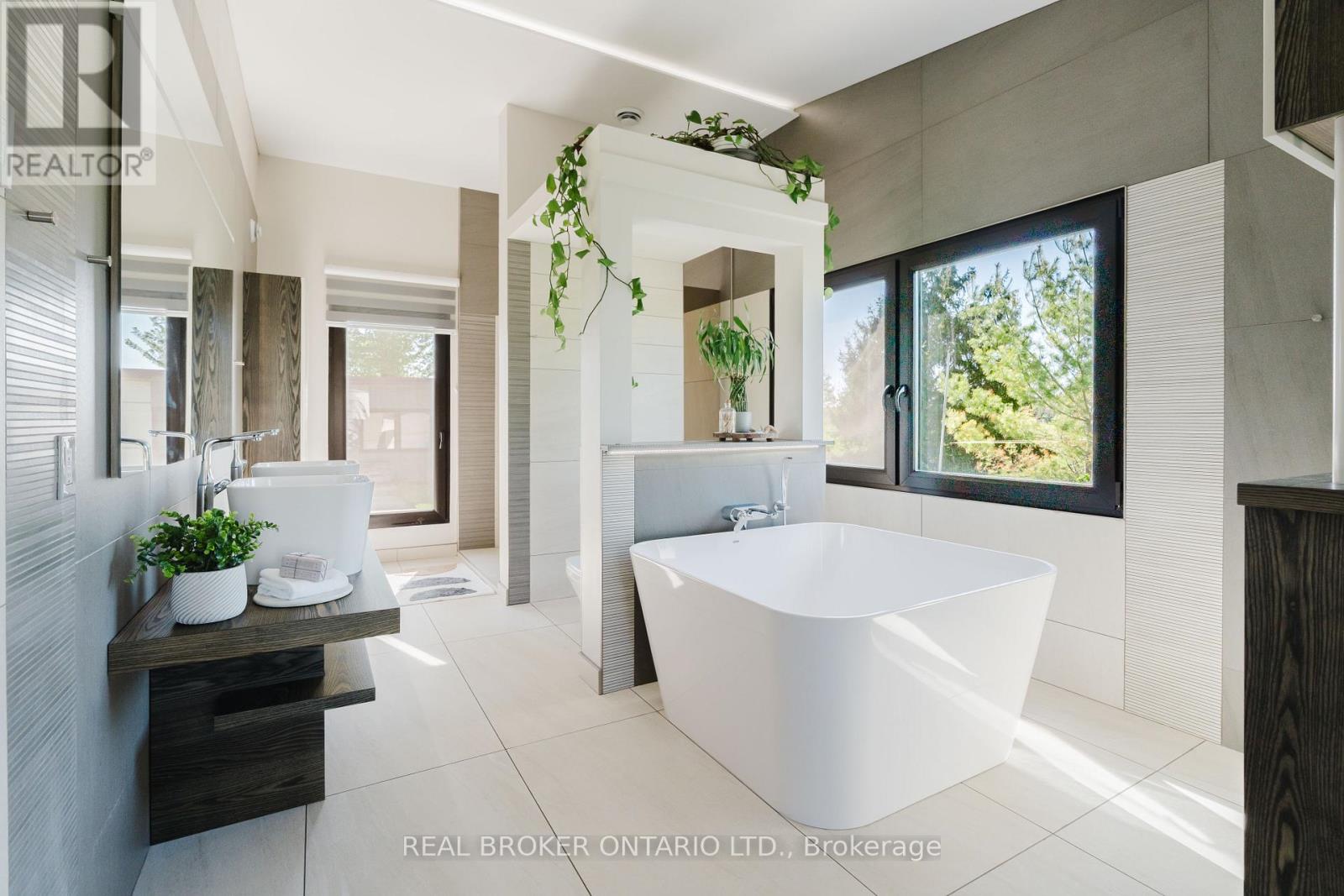5879 LEITRIM ROAD - 26