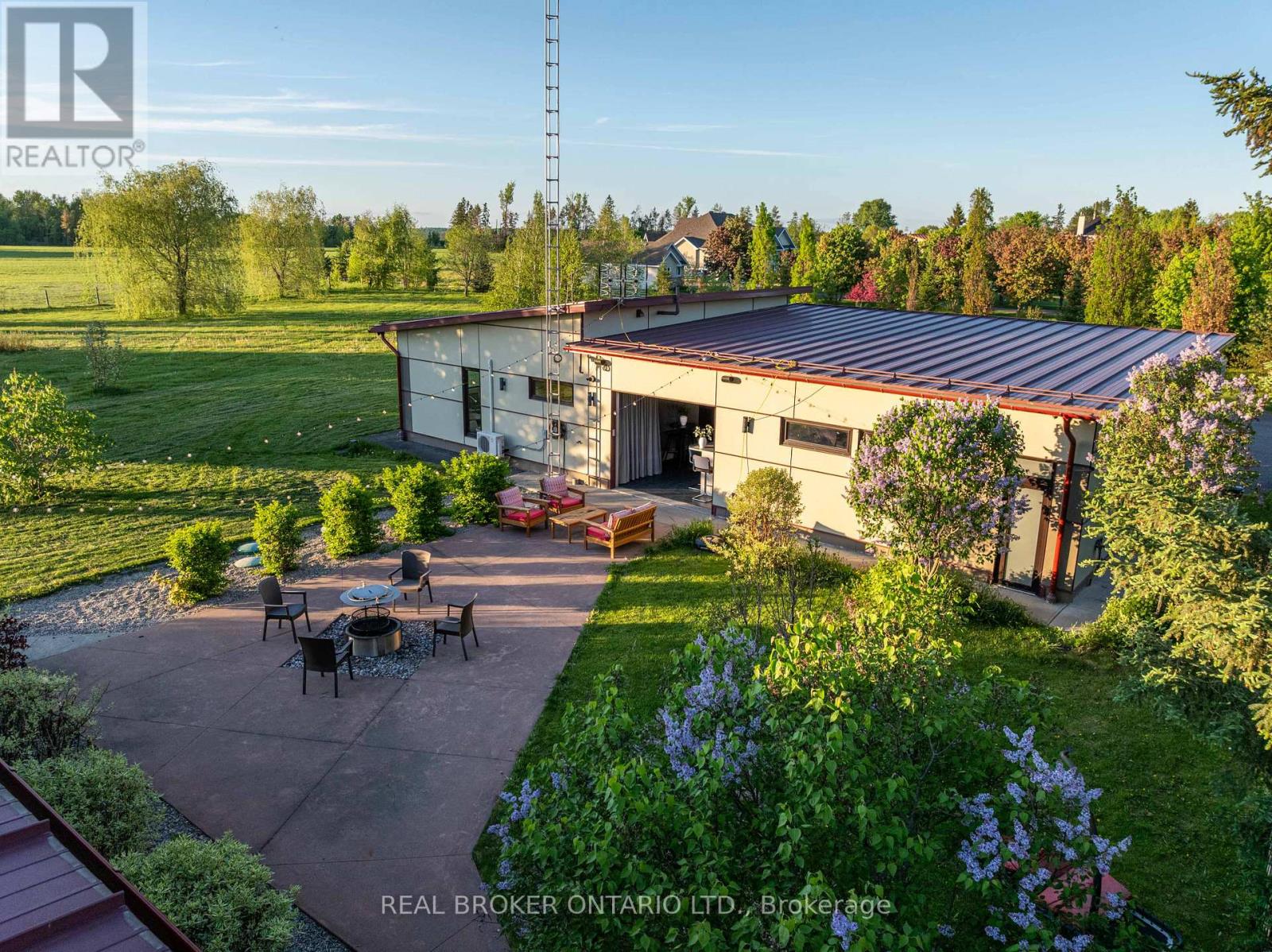 5879 LEITRIM ROAD - 48