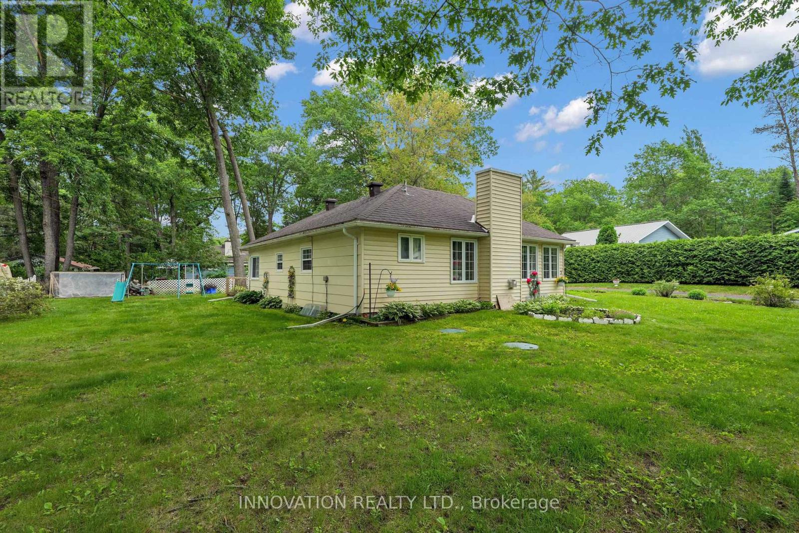 2 Bed, 1 Bath House for Sale in Ottawa – 118 TORBOLTON STREET, Ottawa – MLS# X13449352 - Image 25