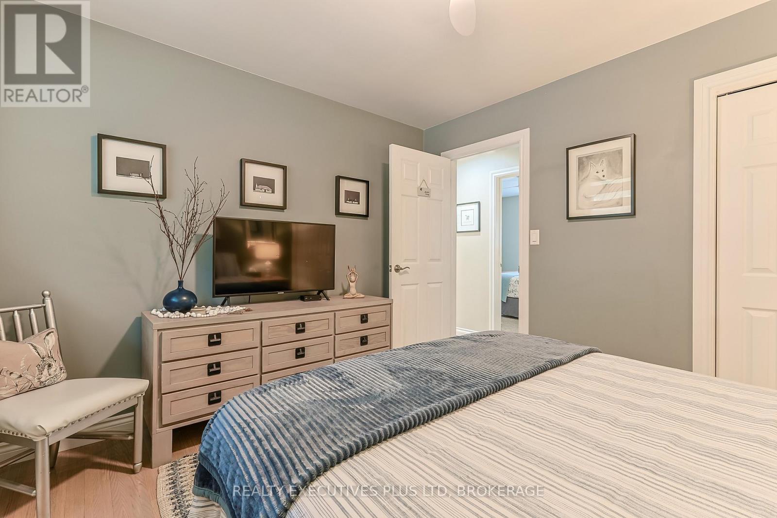 2560 LEPP AVENUE - 17