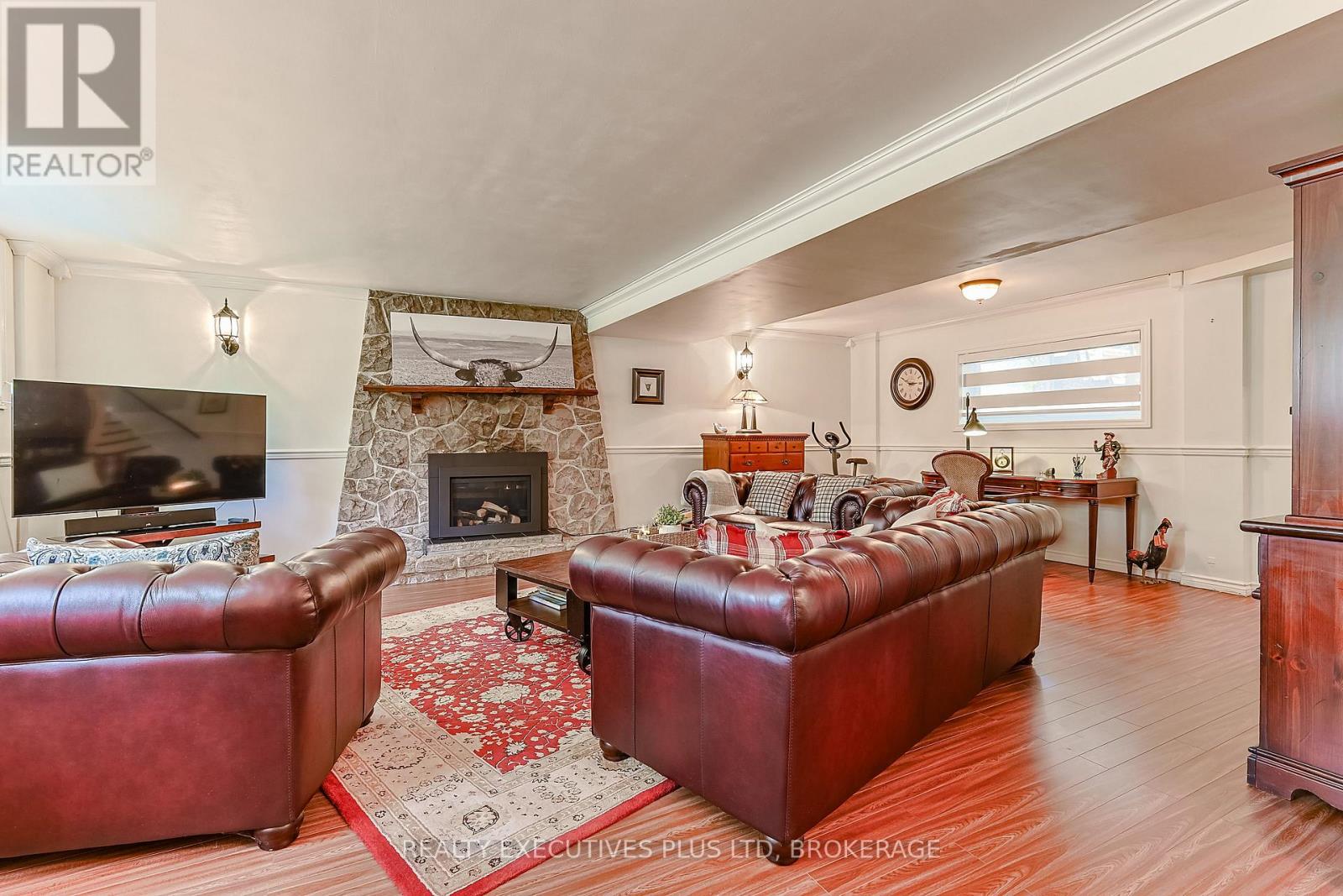 2560 LEPP AVENUE - 27