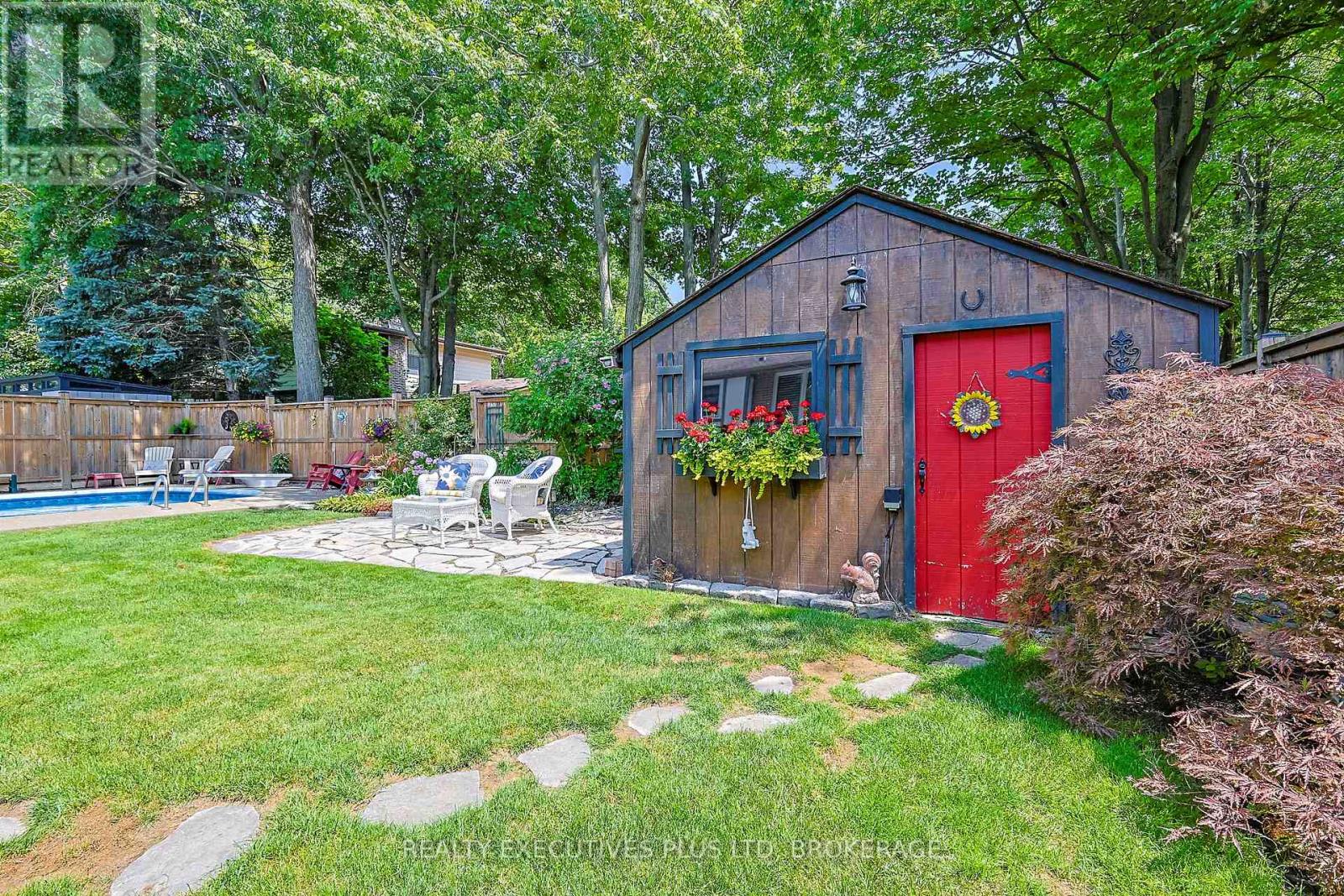 2560 LEPP AVENUE - 34