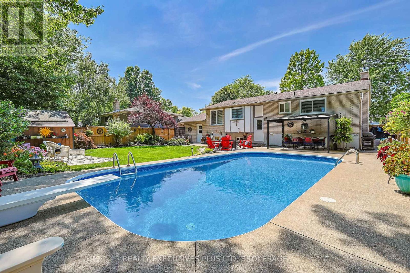 2560 LEPP AVENUE - 36