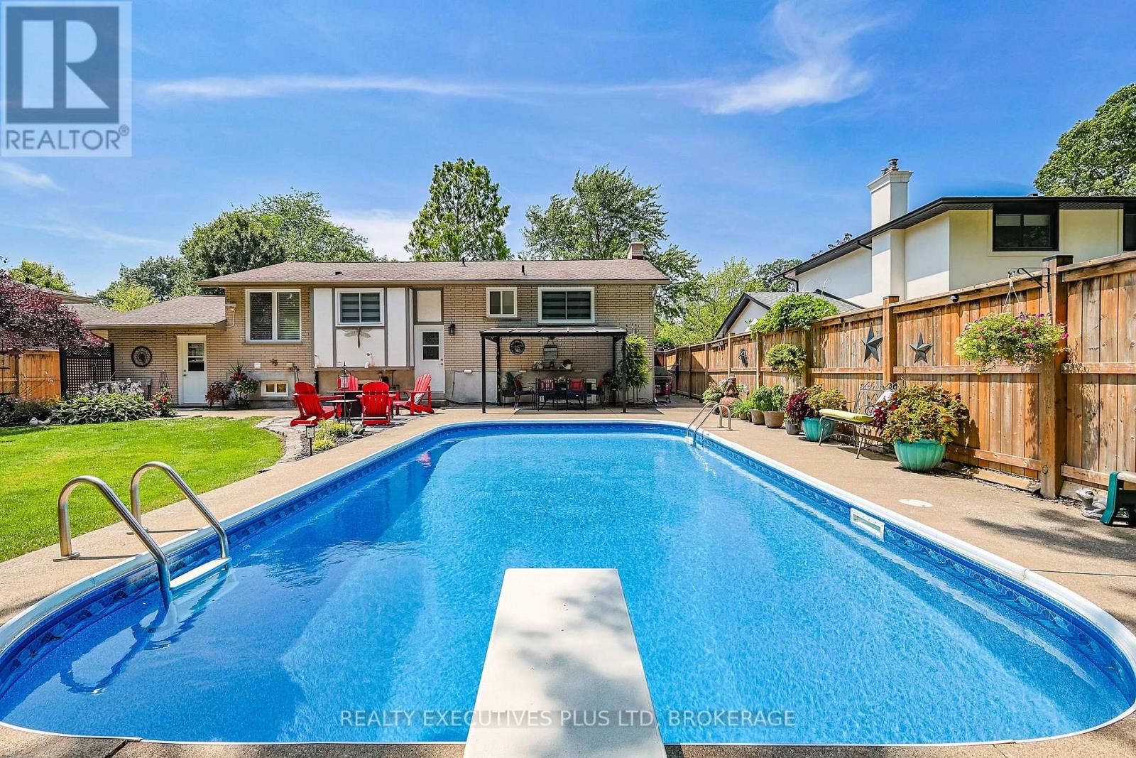 2560 LEPP AVENUE - 37
