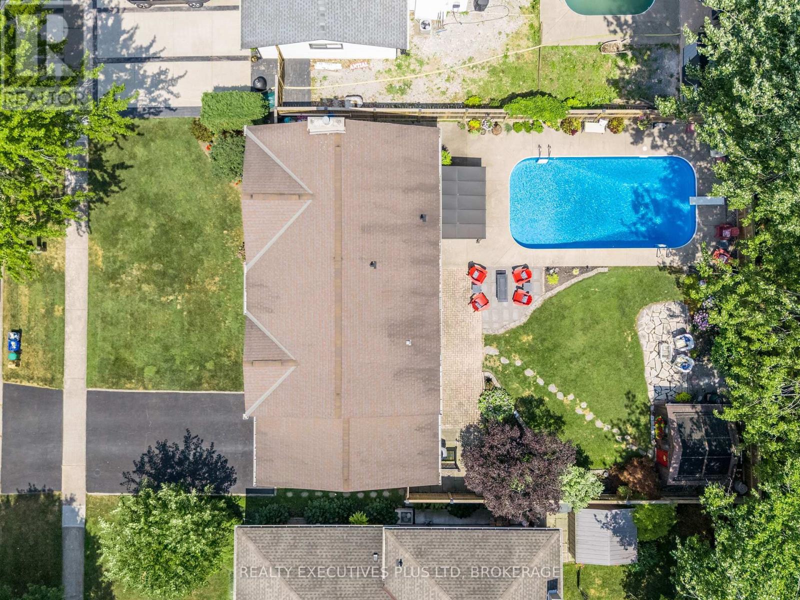 2560 LEPP AVENUE - 4