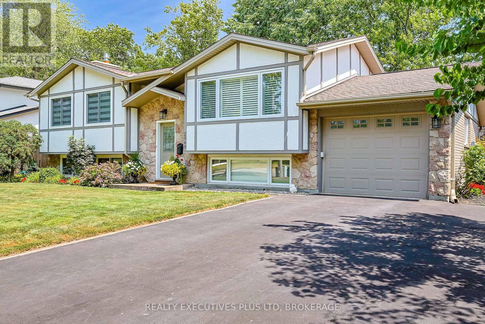 2560 LEPP AVENUE - 5