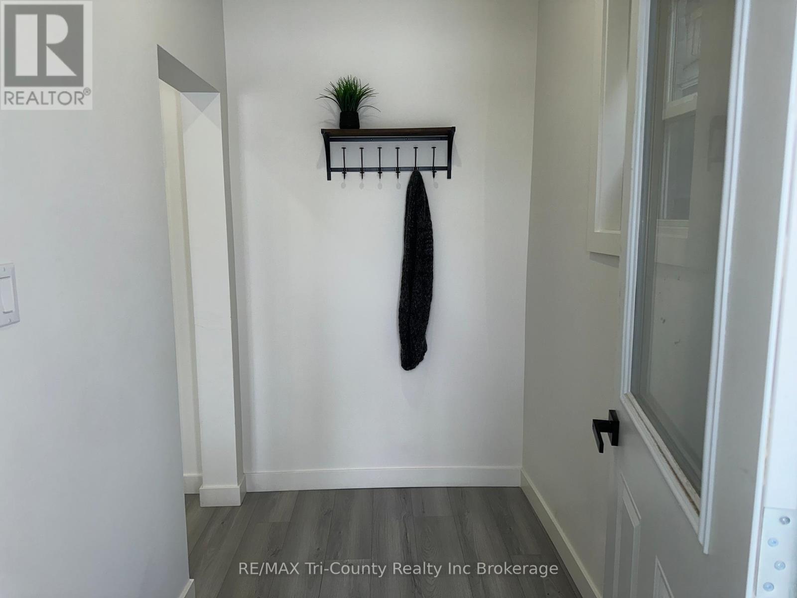 719 ELIAS STREET - 14